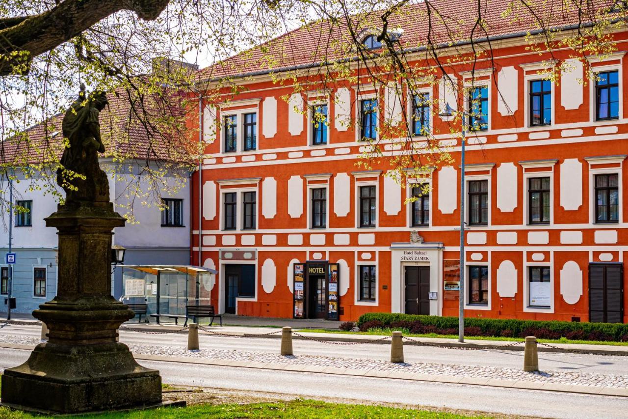 Hotel Baltaci Stary Zamek Napajedla Exterior photo