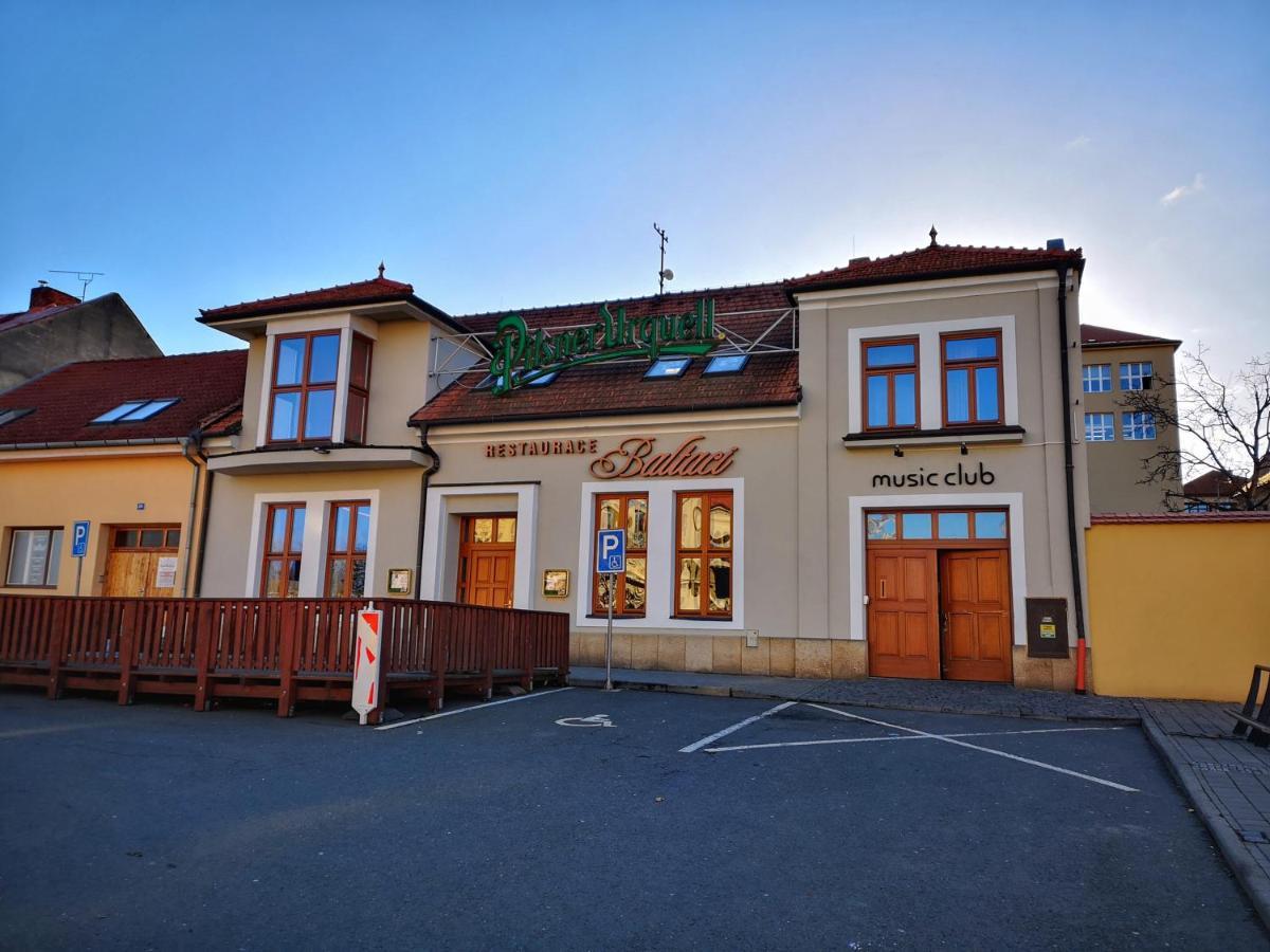 Hotel Baltaci Stary Zamek Napajedla Exterior photo